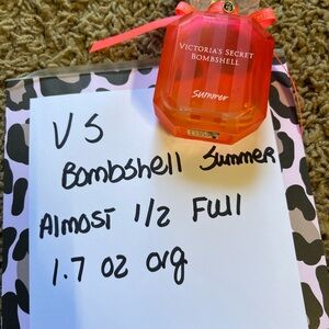 VICTORIA’S secret BOMBSHELL SUMMER Almost 1/2 full